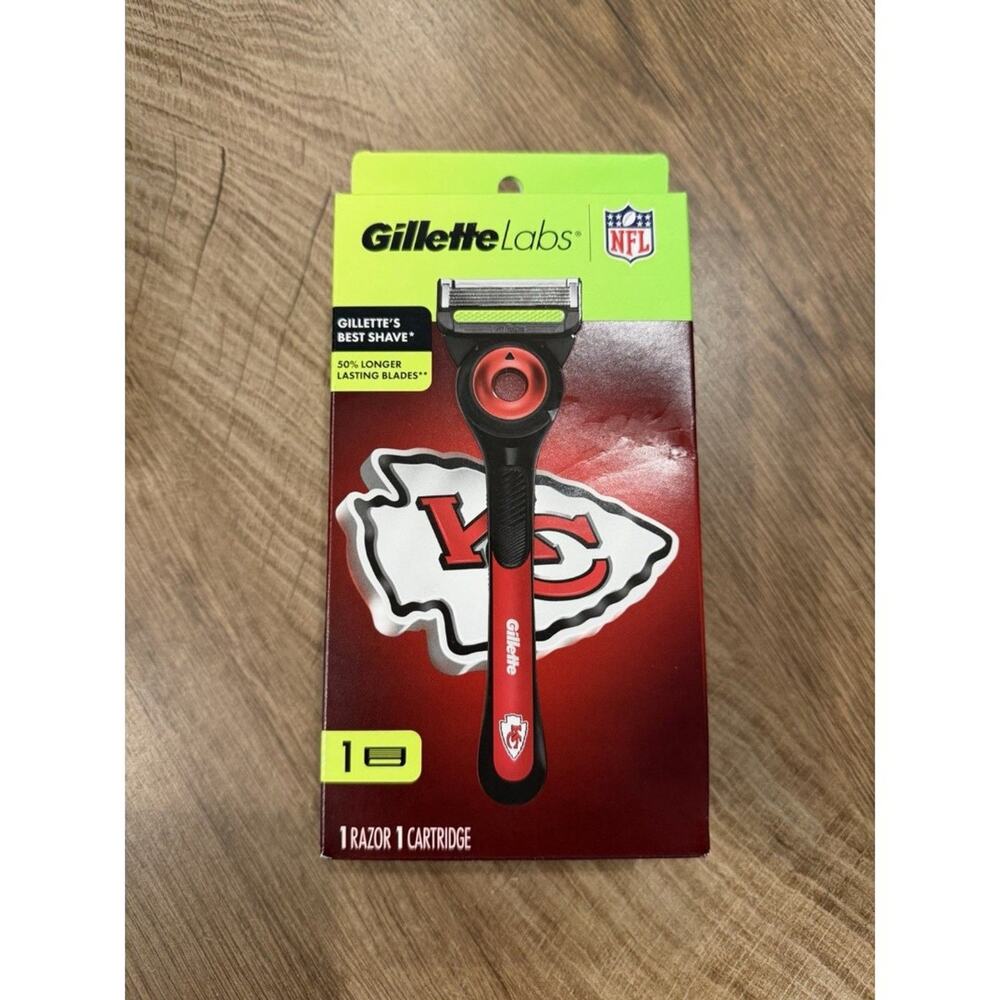 NIB - Gillette Labs NFL Kansas City Chiefs Razor + 1 Cartridge